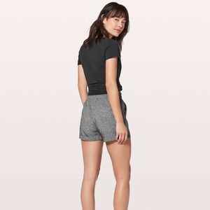 Lululemon Spring Break Away Short *4-way Stretch 3" Heather Lux Multi Bl…l